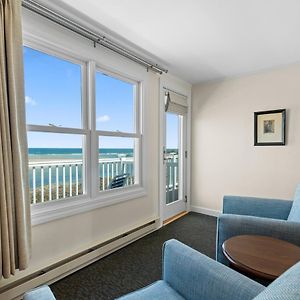 Oceanfront 1st Floor King